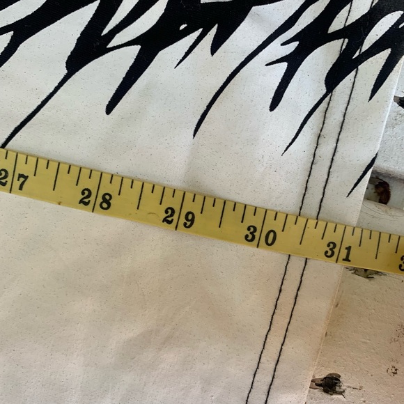 Dr. Seuss T-shirt size XXL . - Picture 8 of 8